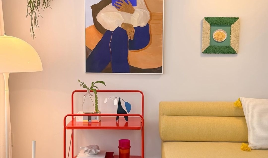Pantone công bố Cloud Dancer là màu của năm 2026